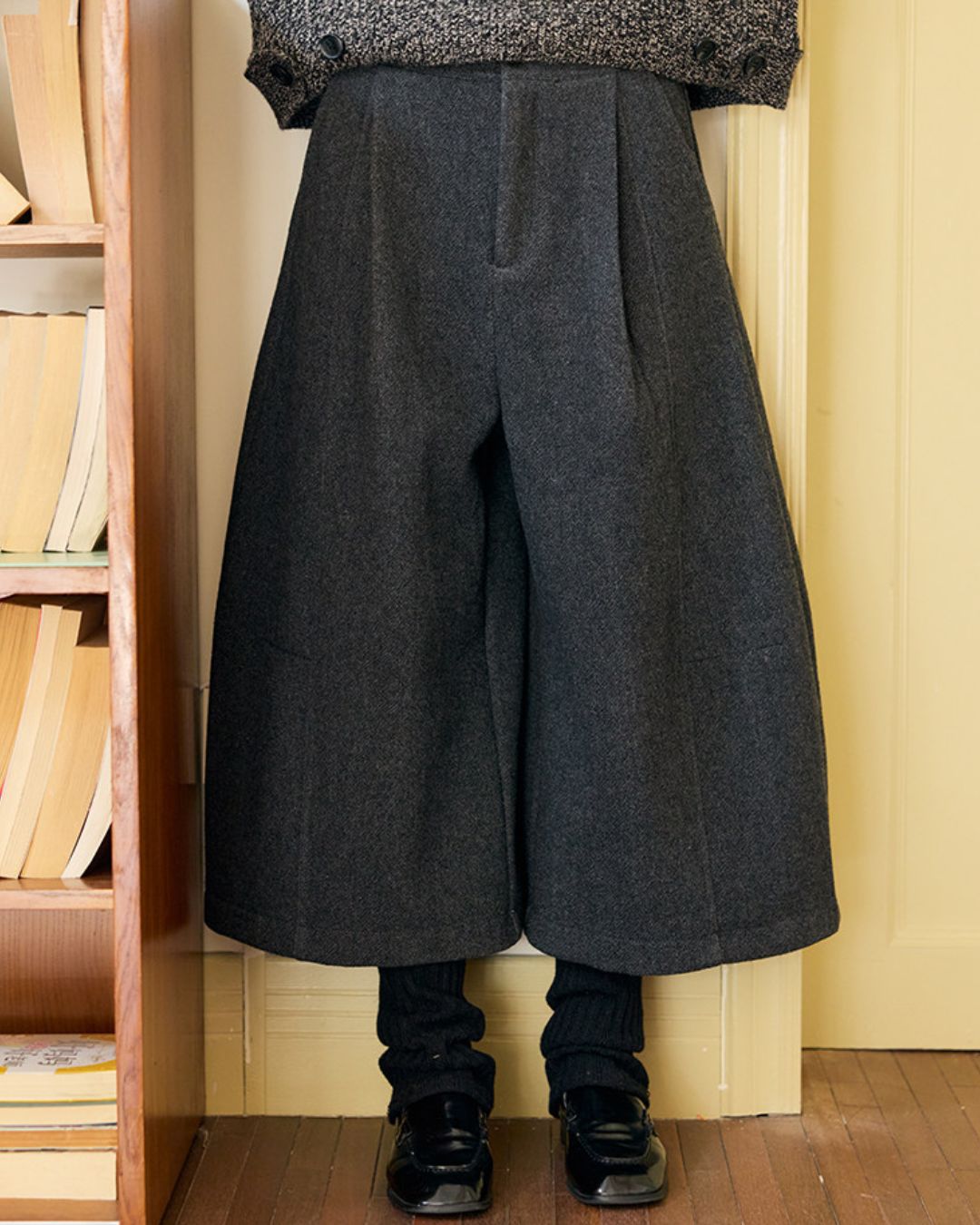 Wool Blend Wide Cropped Pants　PT035