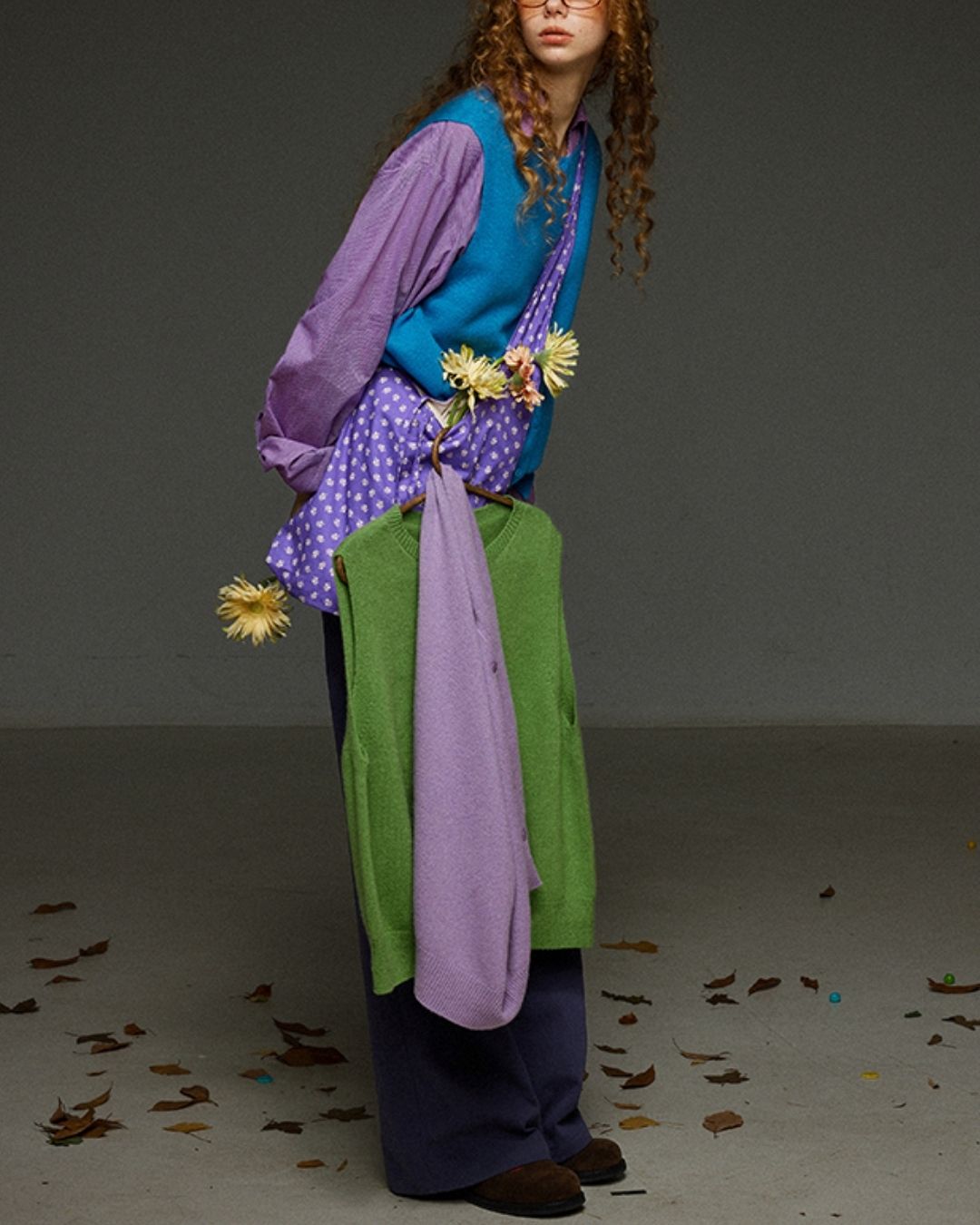 Collared V-neck Loose Shirt　LS029