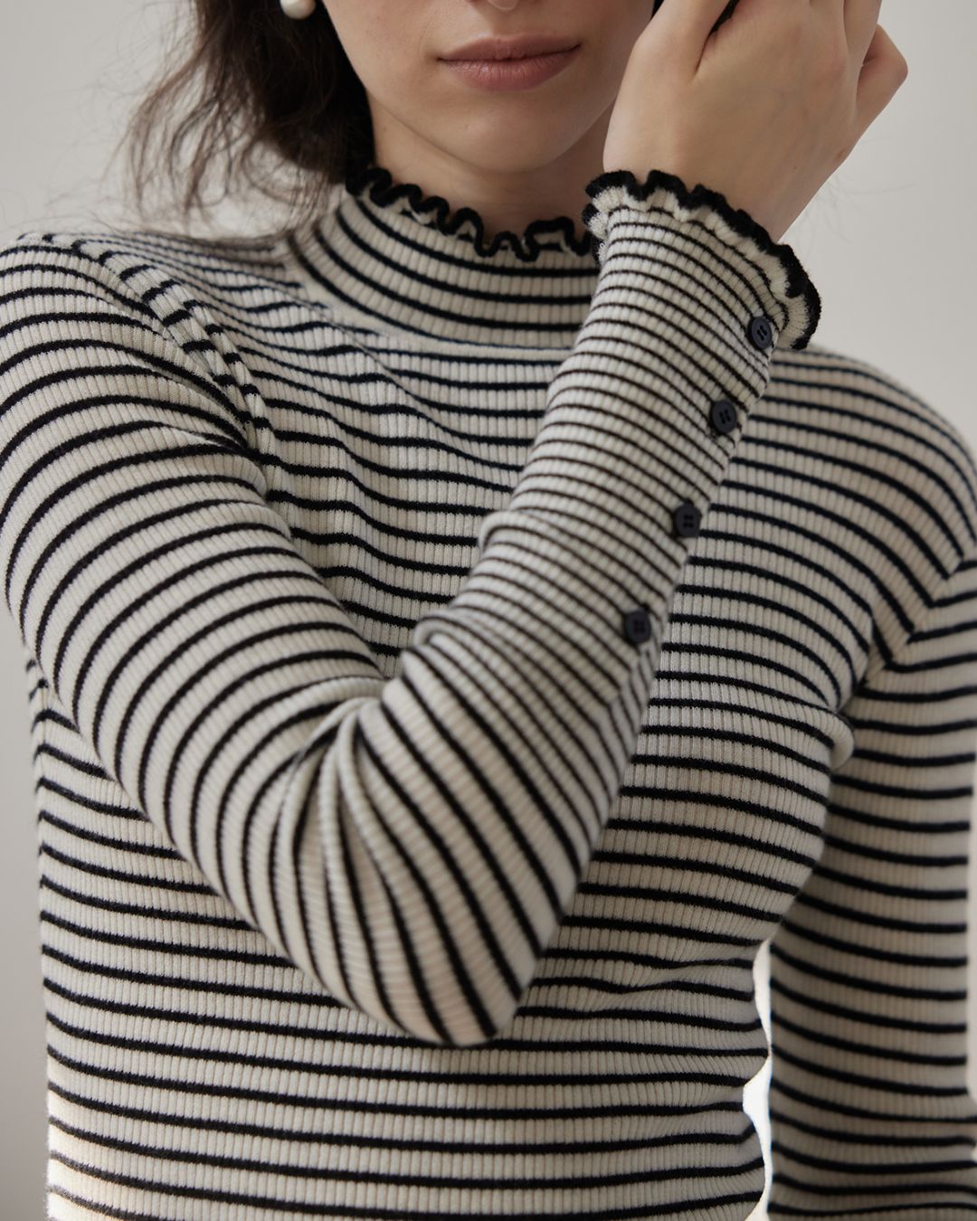 Frill High Neck Knit　KN017