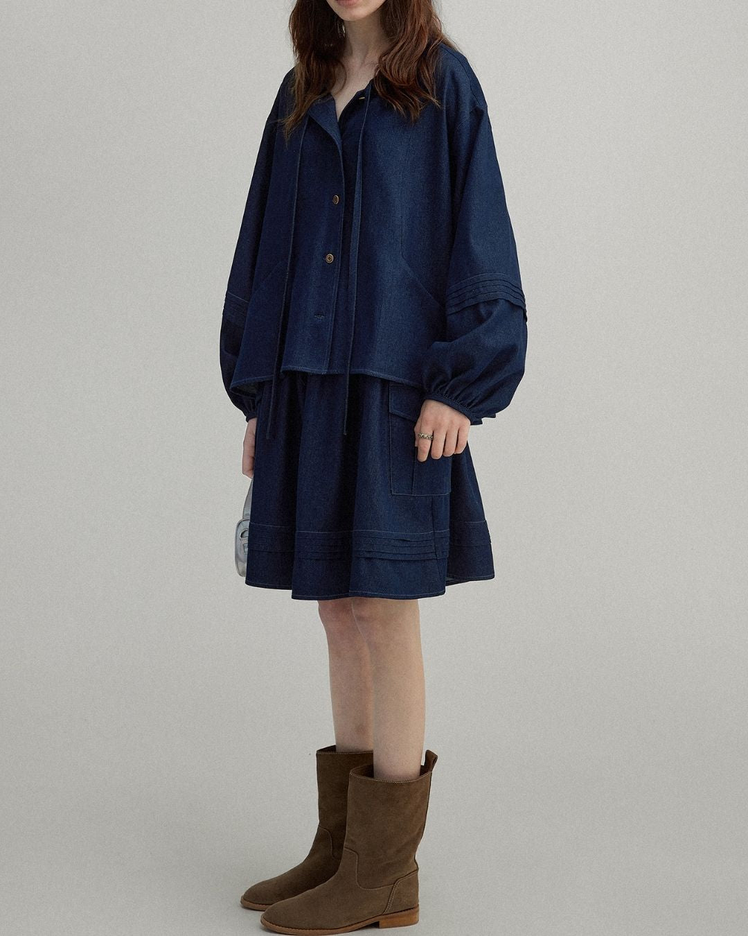 A-line Pleated Shirt ＆ Knee-length Skirt　LS011