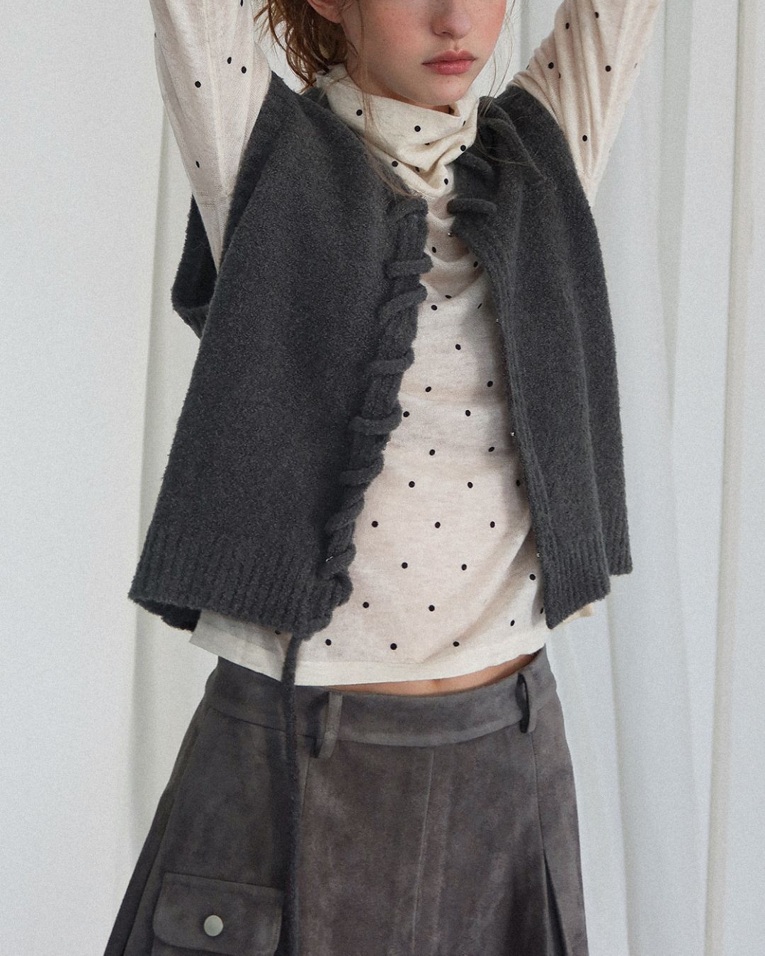 Airy High-neck Polka Dot Knit　KN037