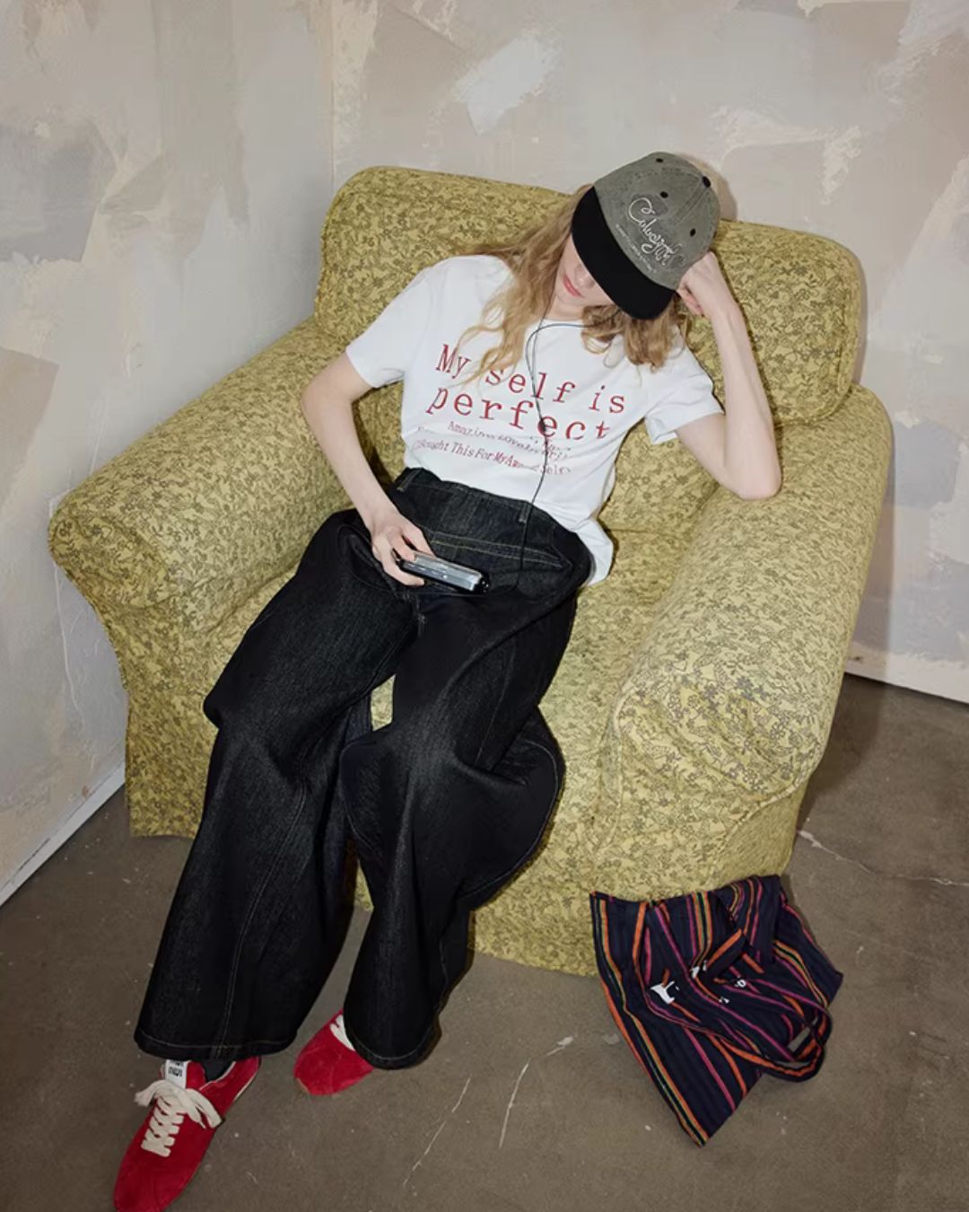 Text Print Crew Neck T-Shirt　ST009
