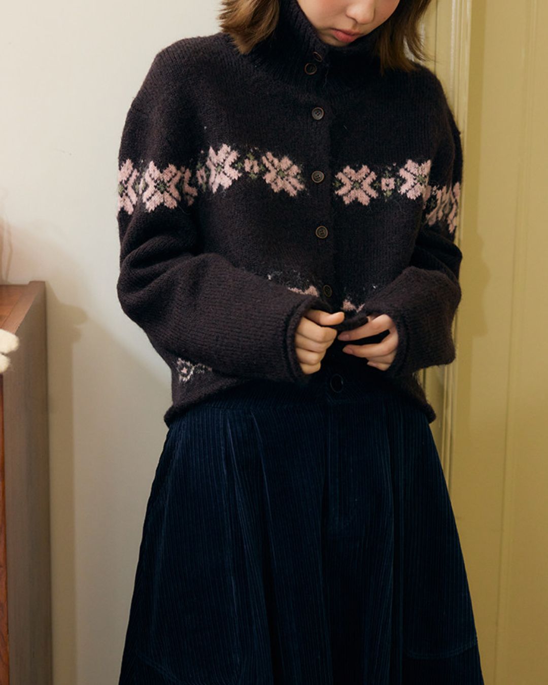 Horse Jacquard Collared Knit　KN087