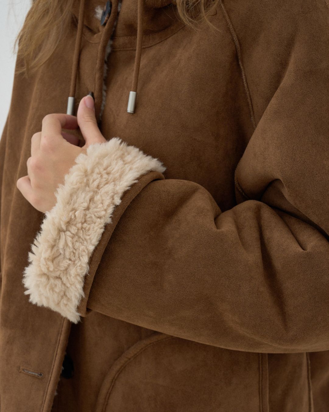 Fluffy Reversible Hooded Jacket　JK067