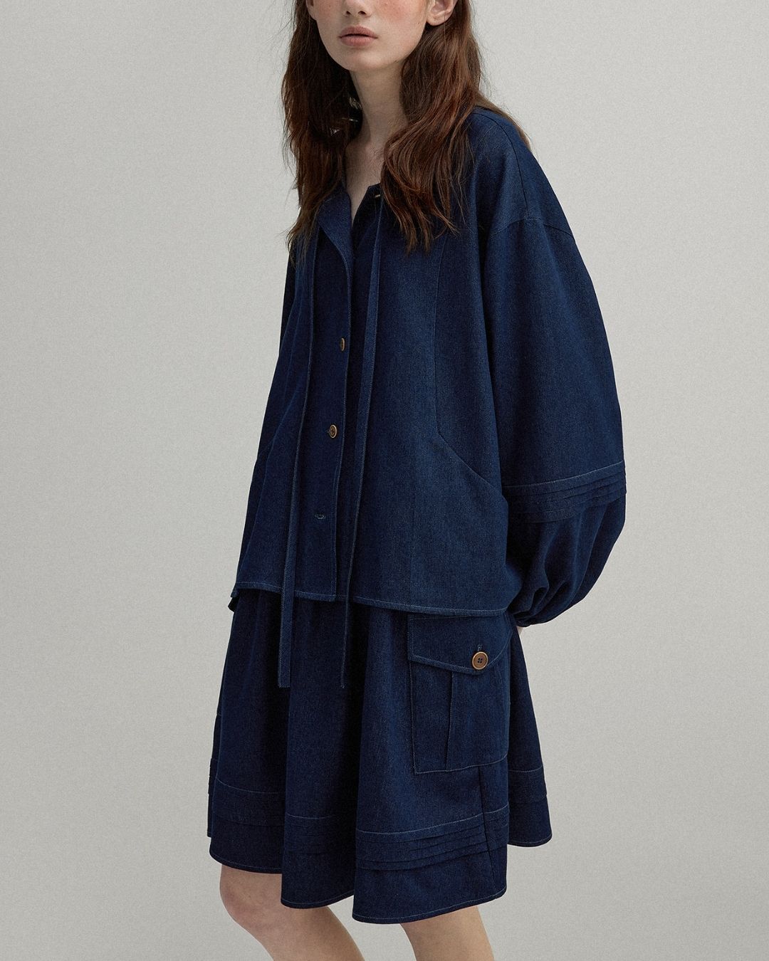 A-line Pleated Shirt ＆ Knee-length Skirt　LS011