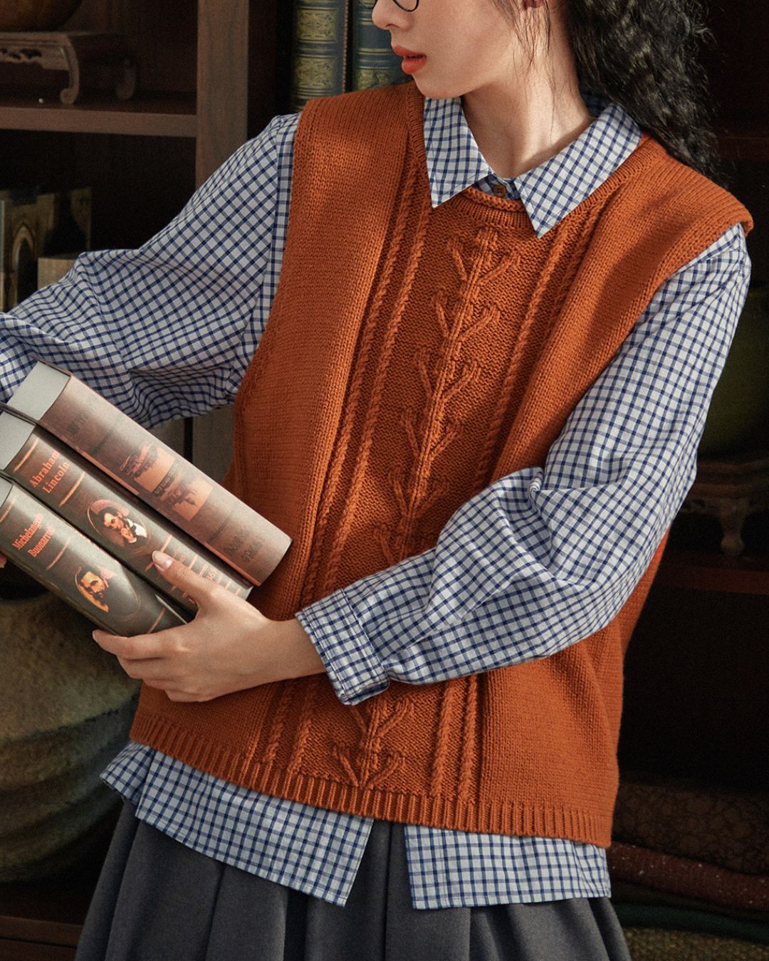 Crew Neck Relaxed Knit Vest　VT023