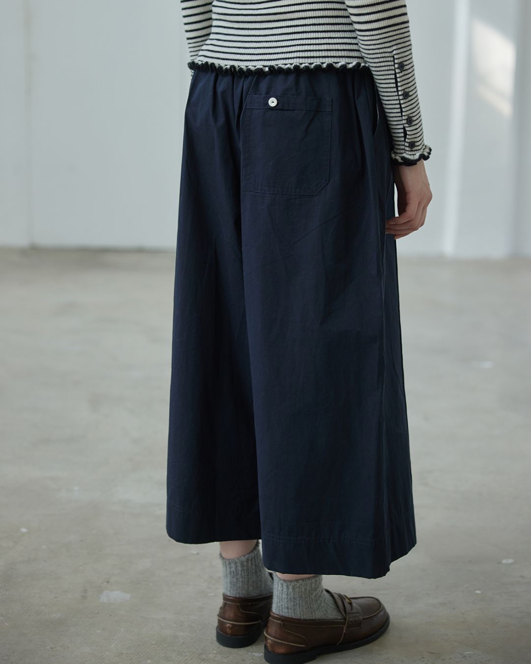 Draped Wide Cropped Pants　PT012