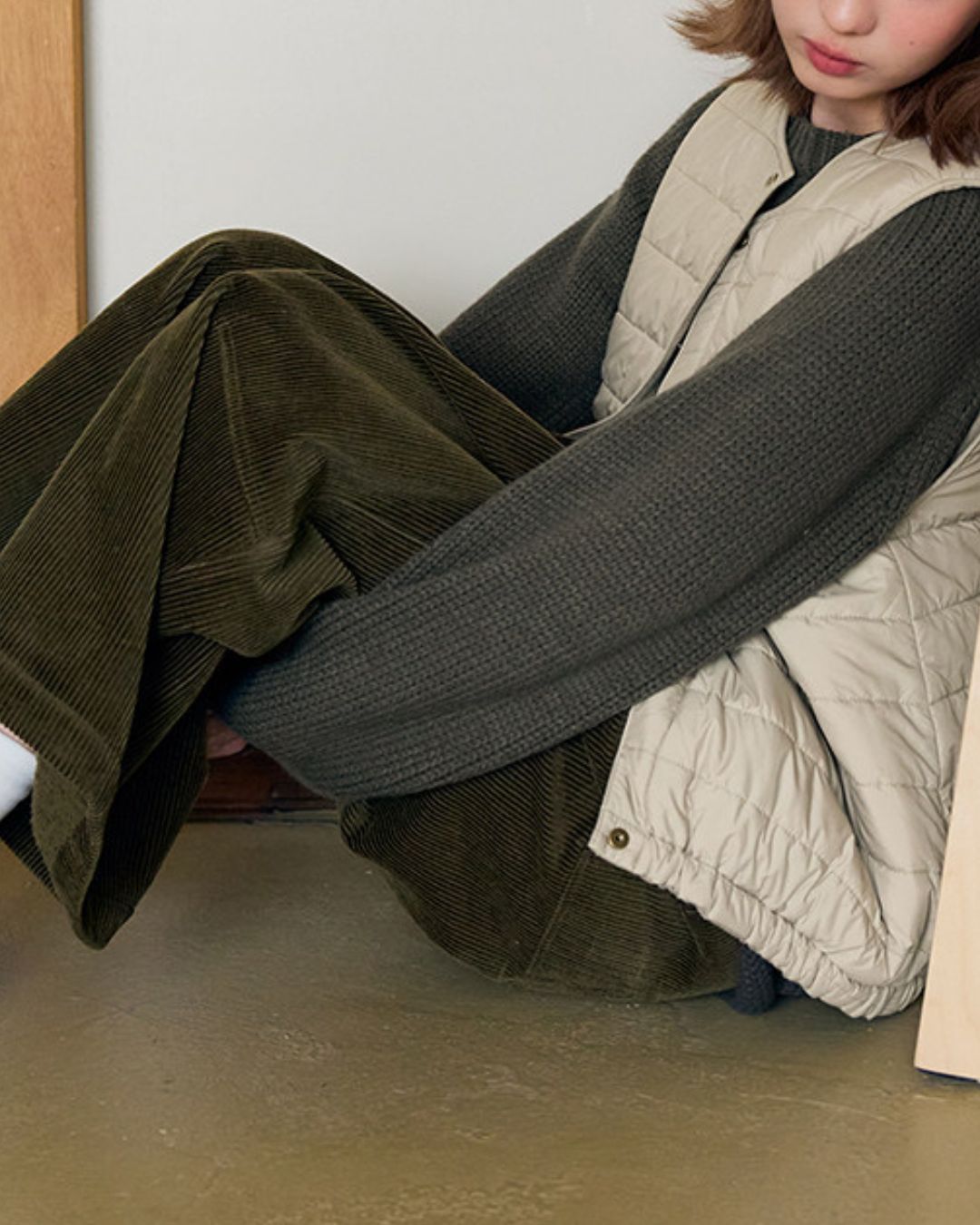 Corduroy Tuck Cropped Wide Pants　PT036