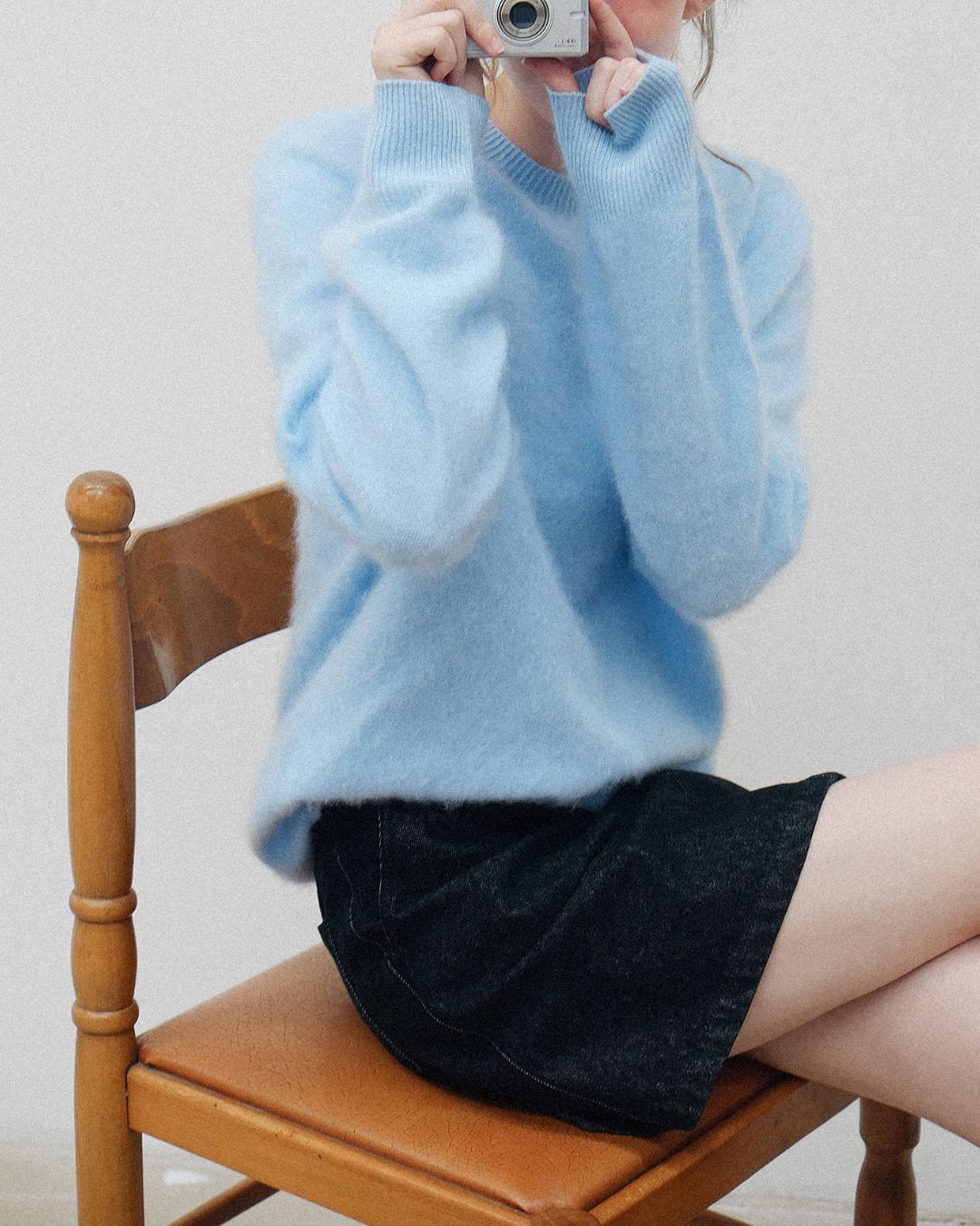 Round Neck Relaxed Knit　KN024