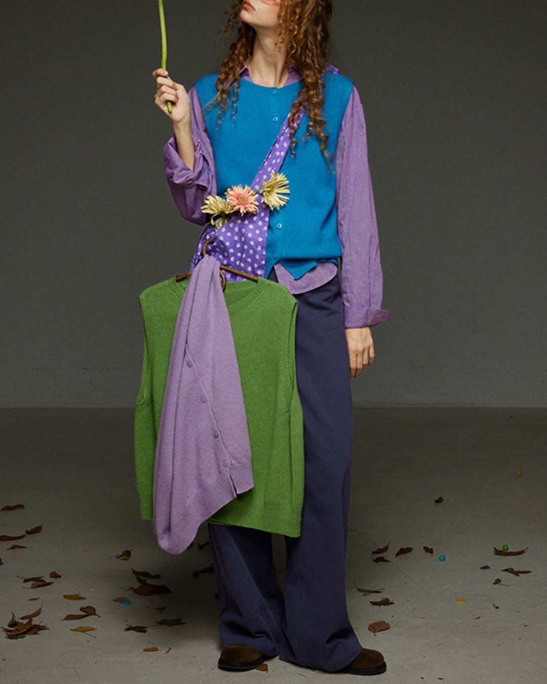 Collared V-neck Loose Shirt　LS029