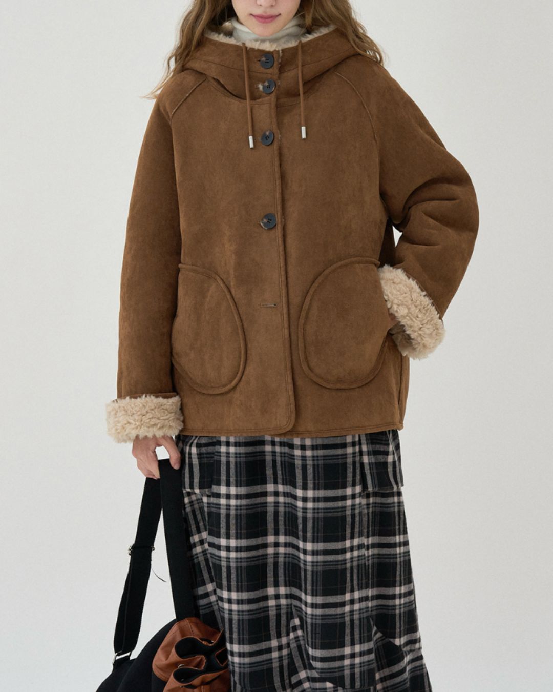 Fluffy Reversible Hooded Jacket　JK067