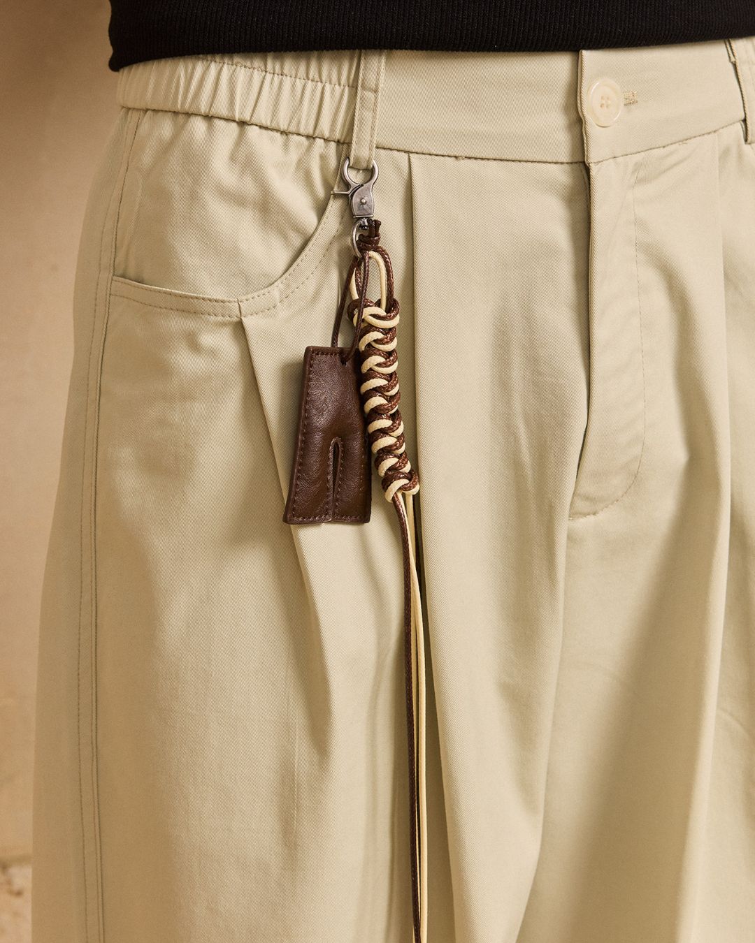 Rope ＆ Leather Tag Tuck Wide Pants　PT033
