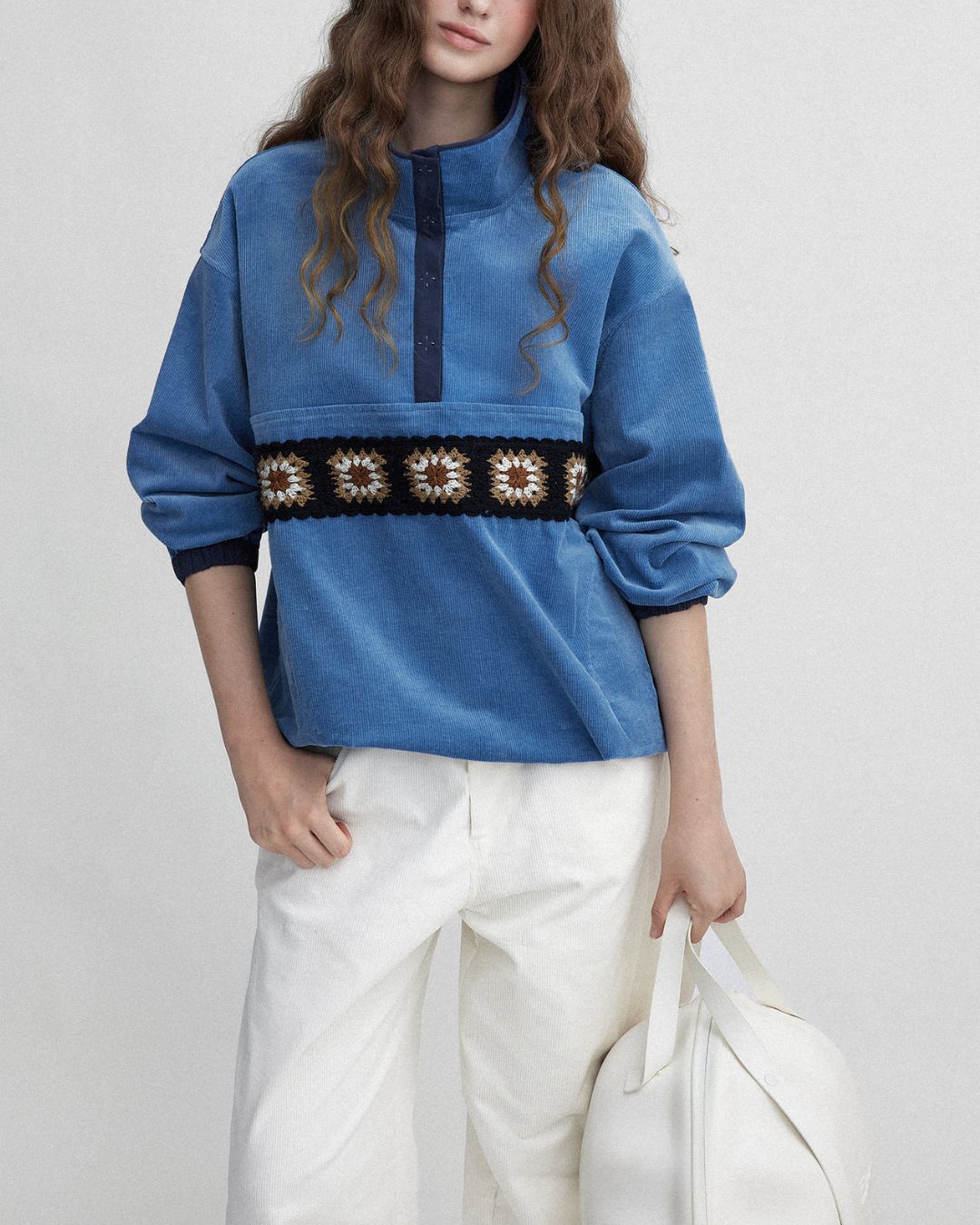 Crochet Stand-up Collar Top　SW005