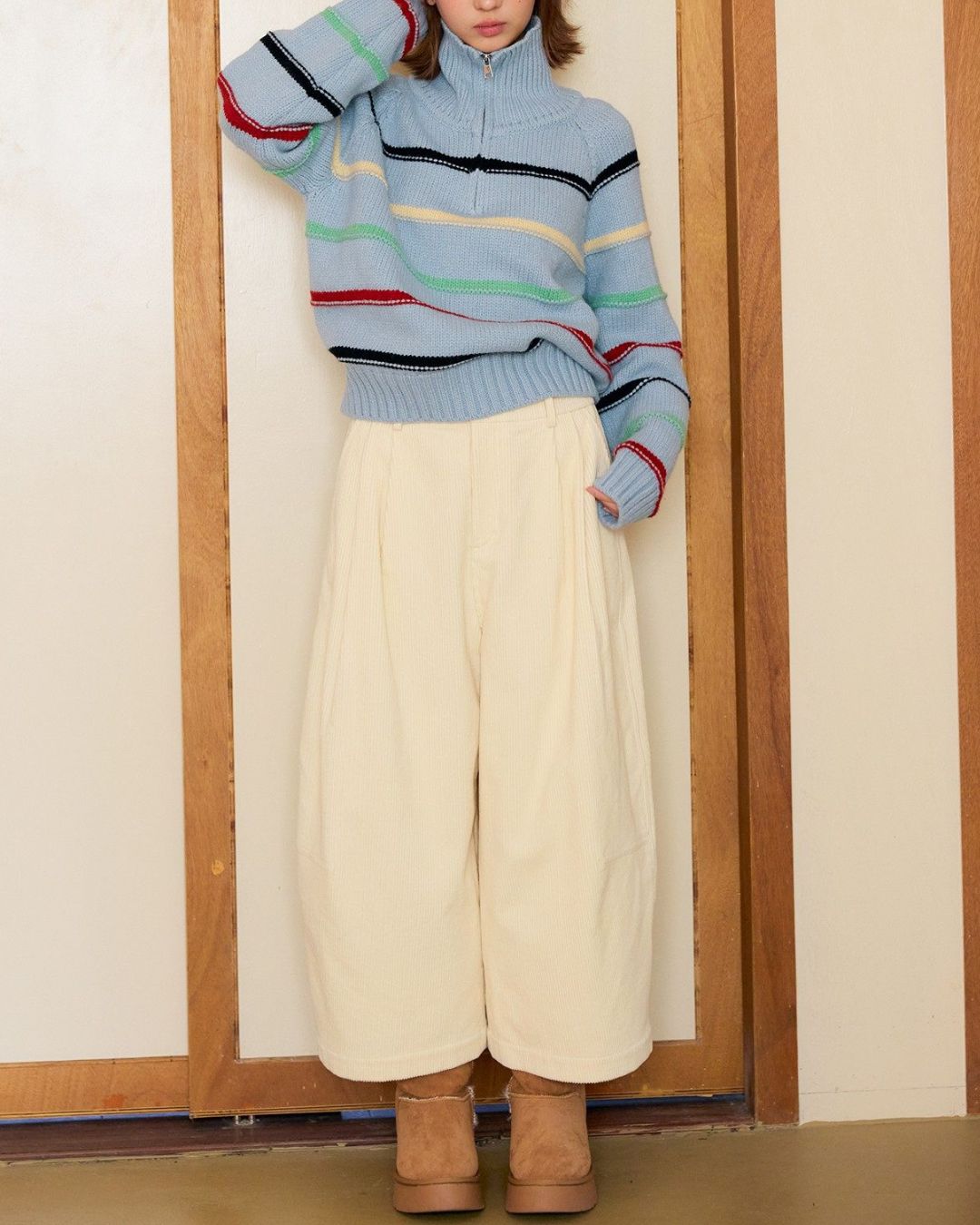 Corduroy Tuck Cropped Wide Pants　PT036