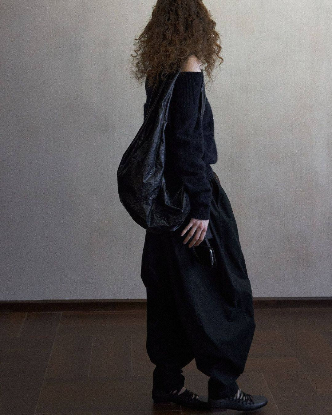 Wool Off-the-shoulder Sweater　KN111