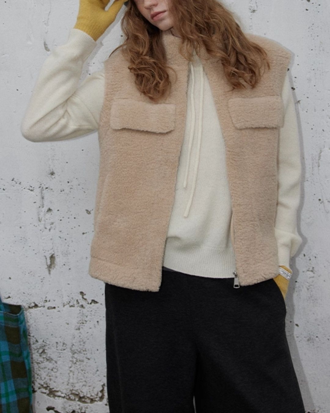 Drawstring Bottle Neck Knit　KN067