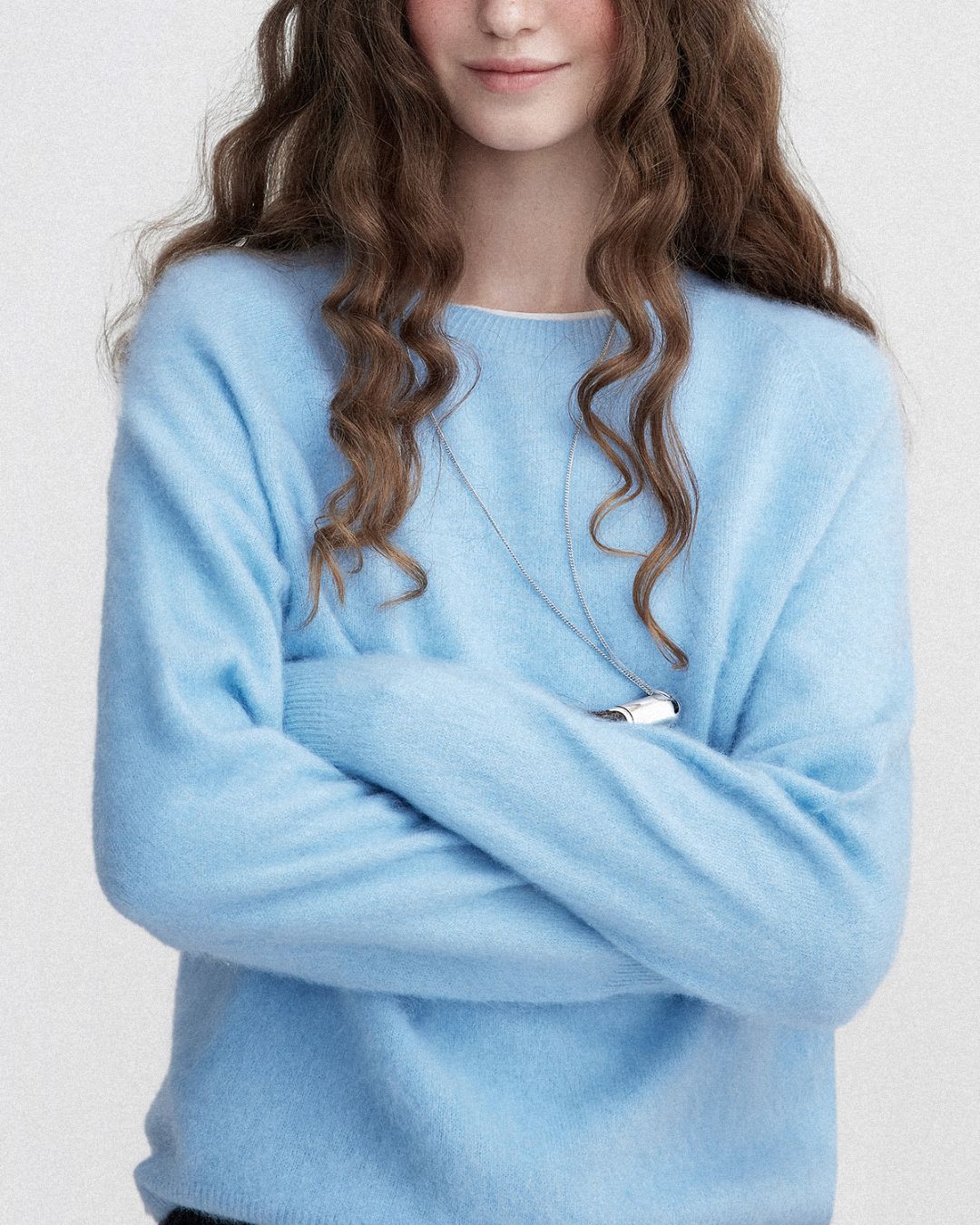 Round Neck Relaxed Knit　KN024