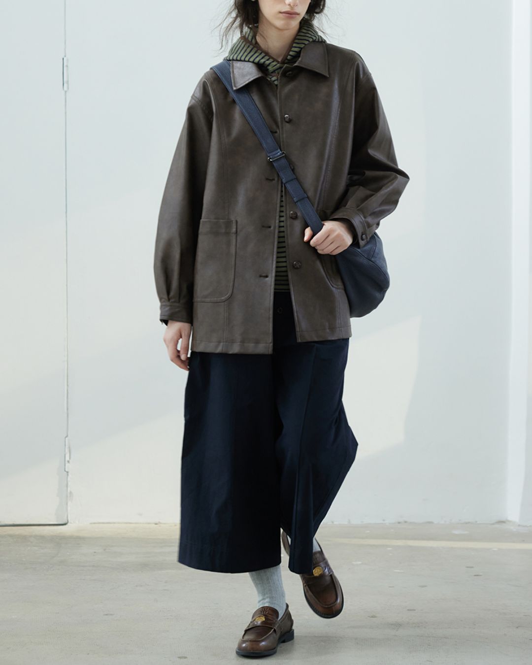 Draped Wide Cropped Pants　PT012