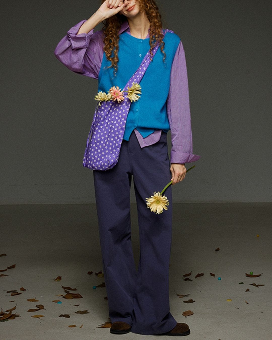 Collared V-neck Loose Shirt　LS029