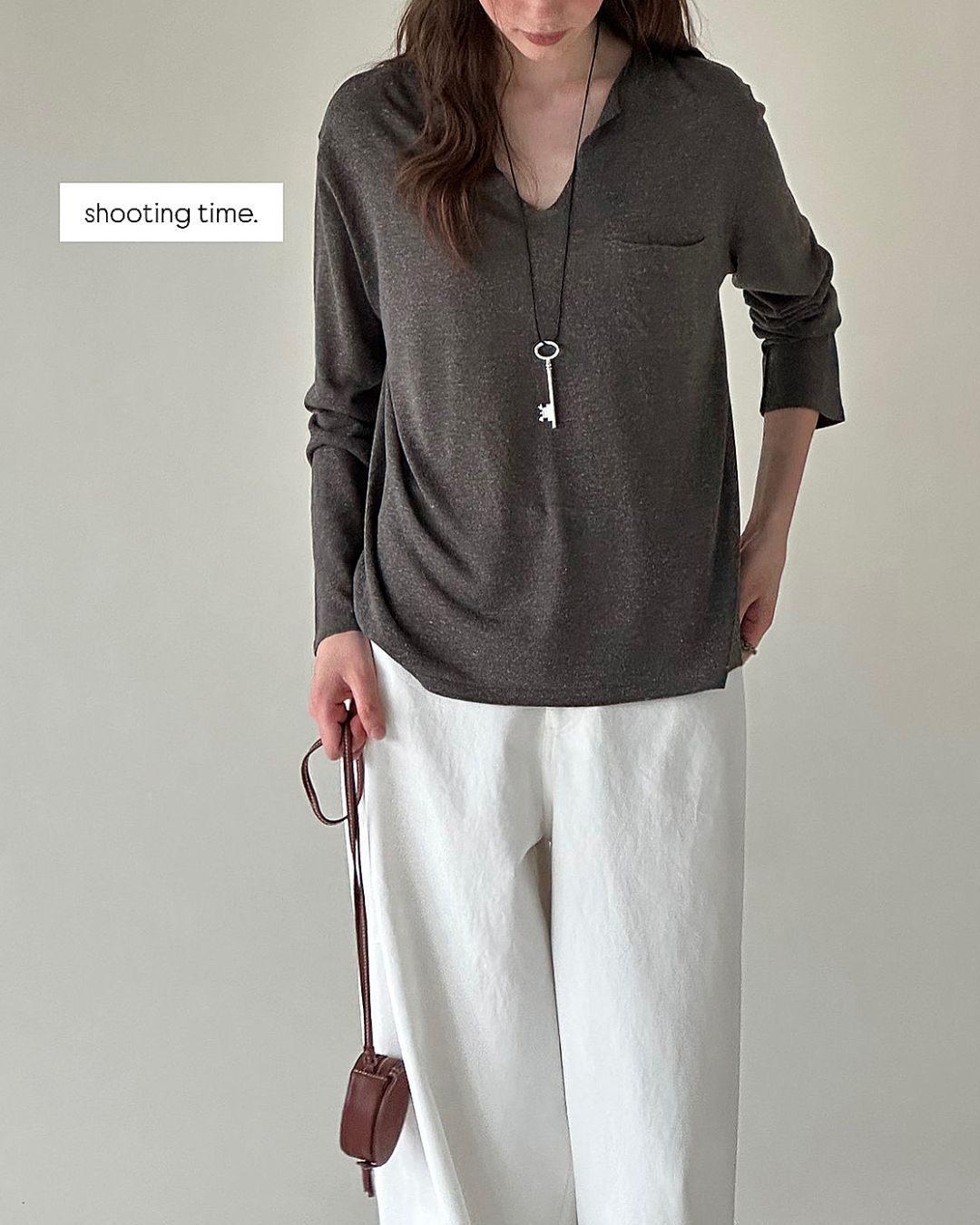 Natural Linen V-neck T-shirt　LT003