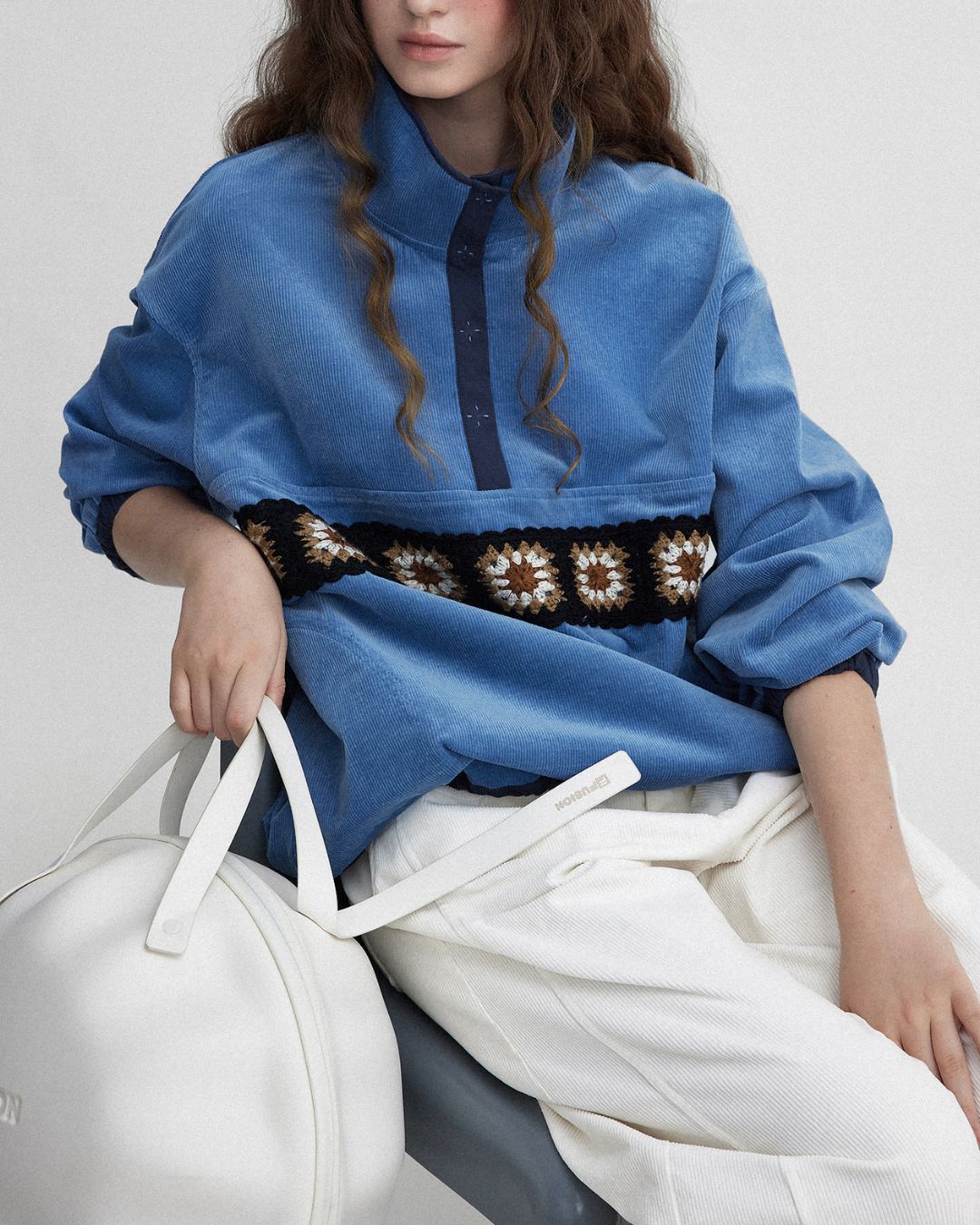 Crochet Stand-up Collar Top　SW005