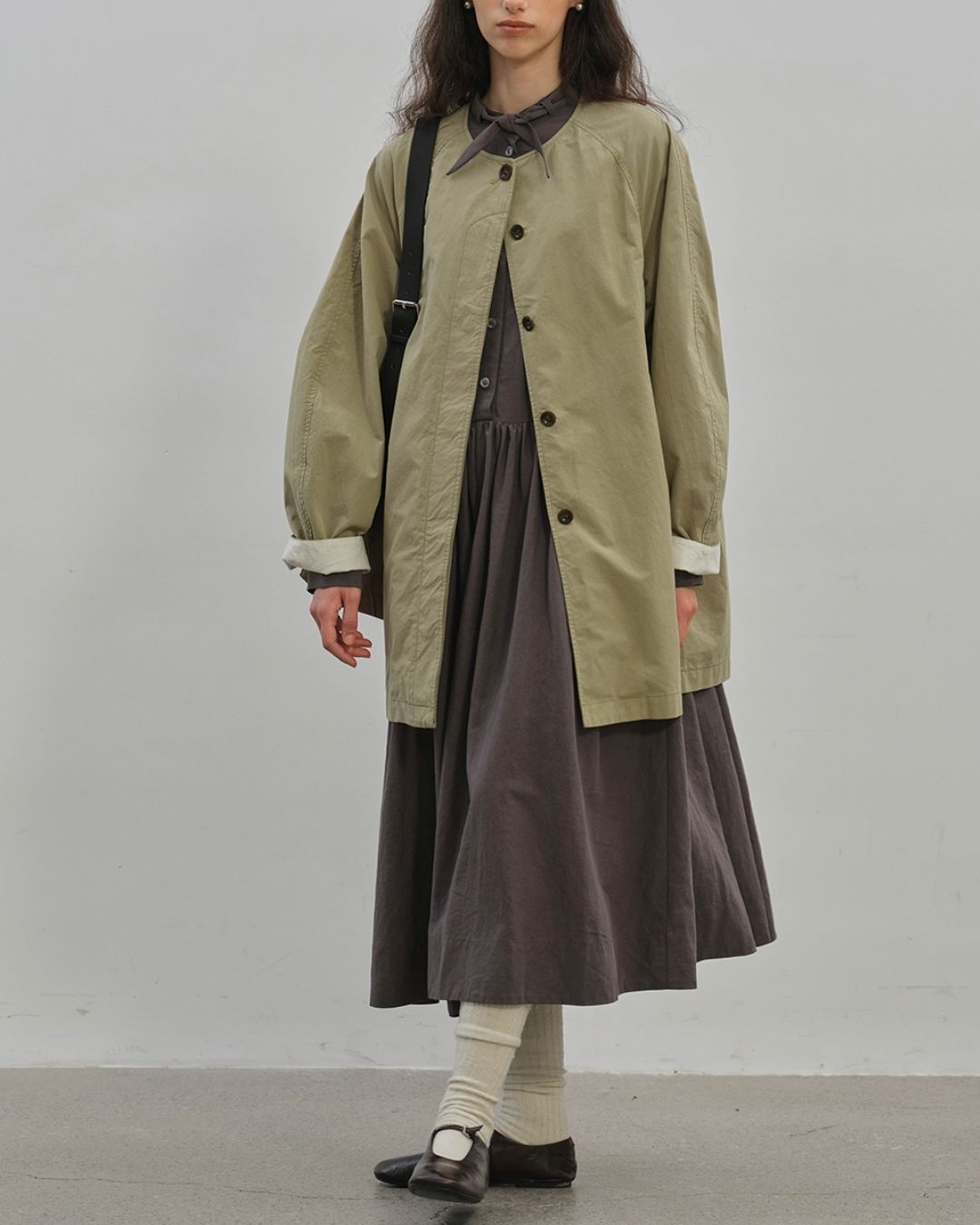 Collarless Mid-length Coat　CT005