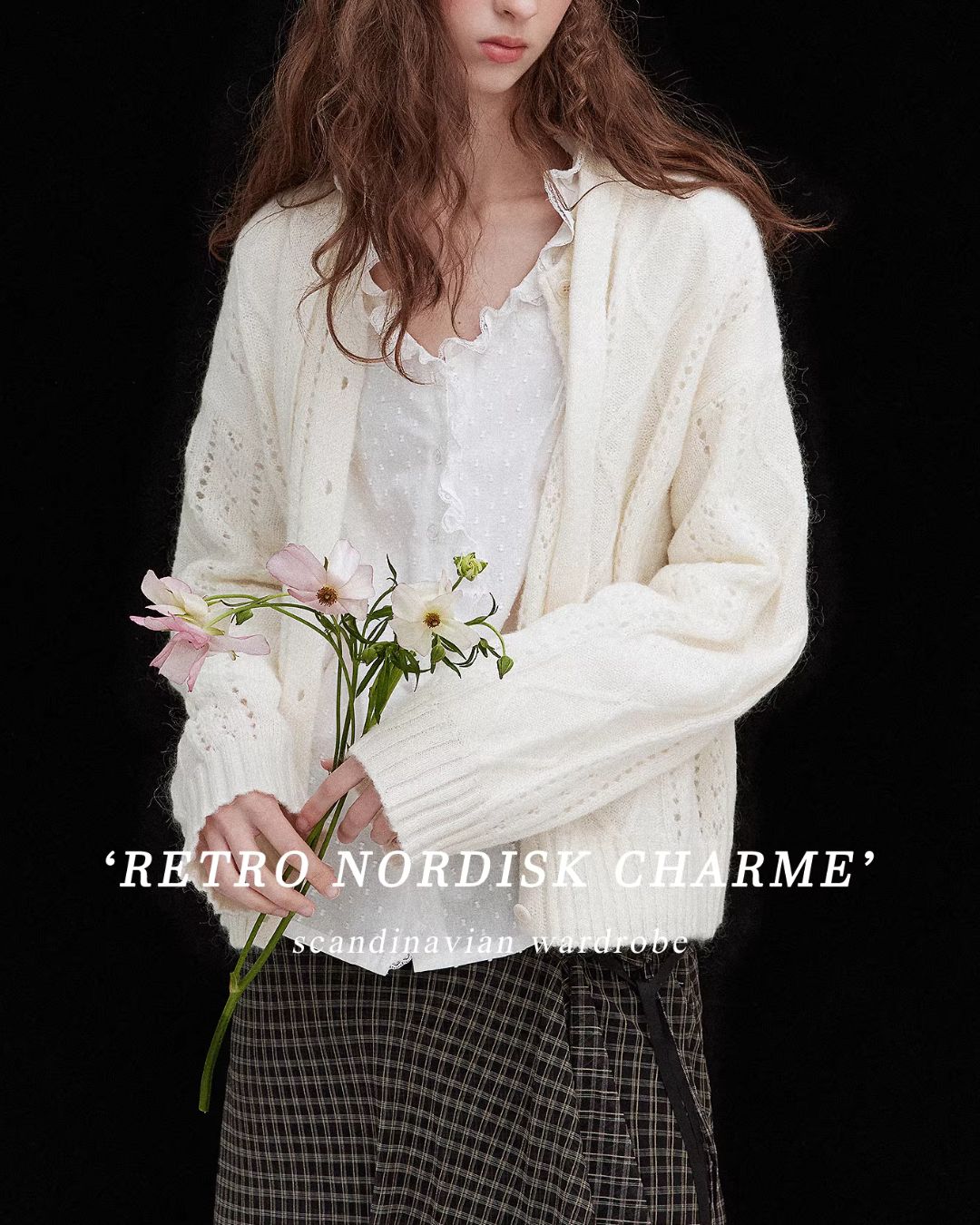 Frilled V-neck Lace Embroidered Shirt　LS067
