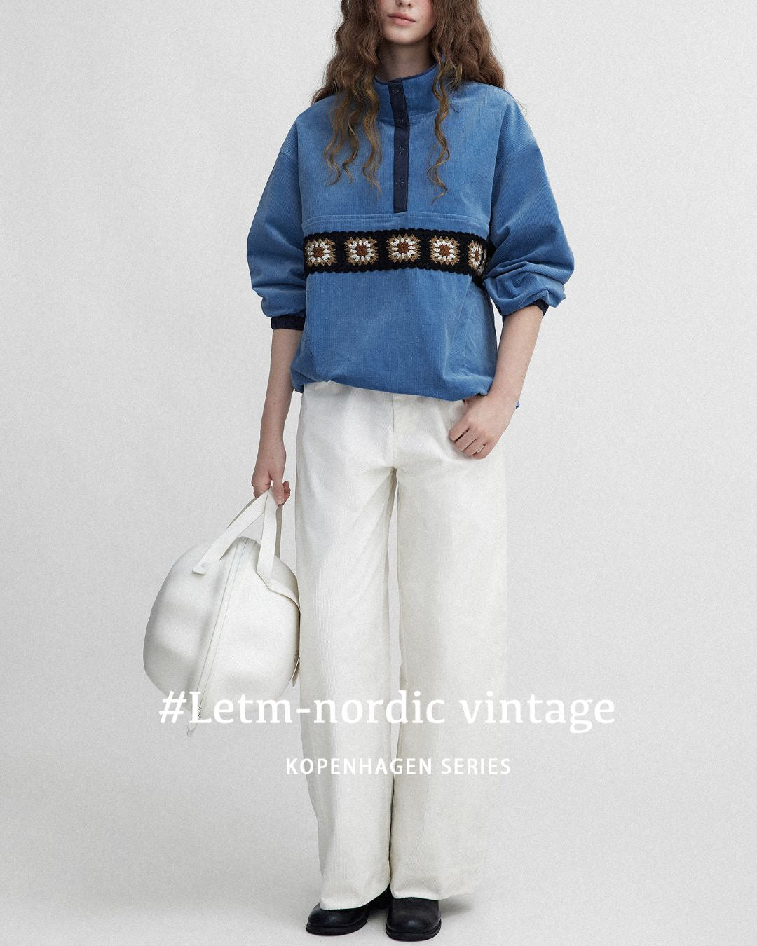 Crochet Stand-up Collar Top　SW005