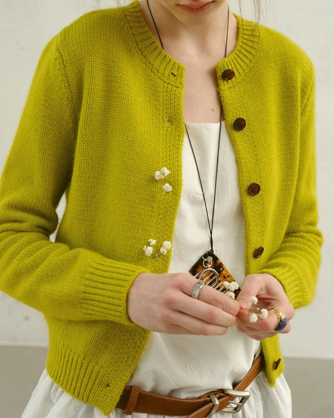 Round Neck Retro Fluffy Knit Cardigan　KN115