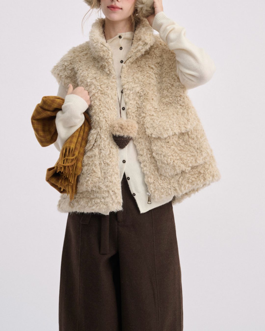 Stand Collar Boa Flap Pocket Vest　VT015