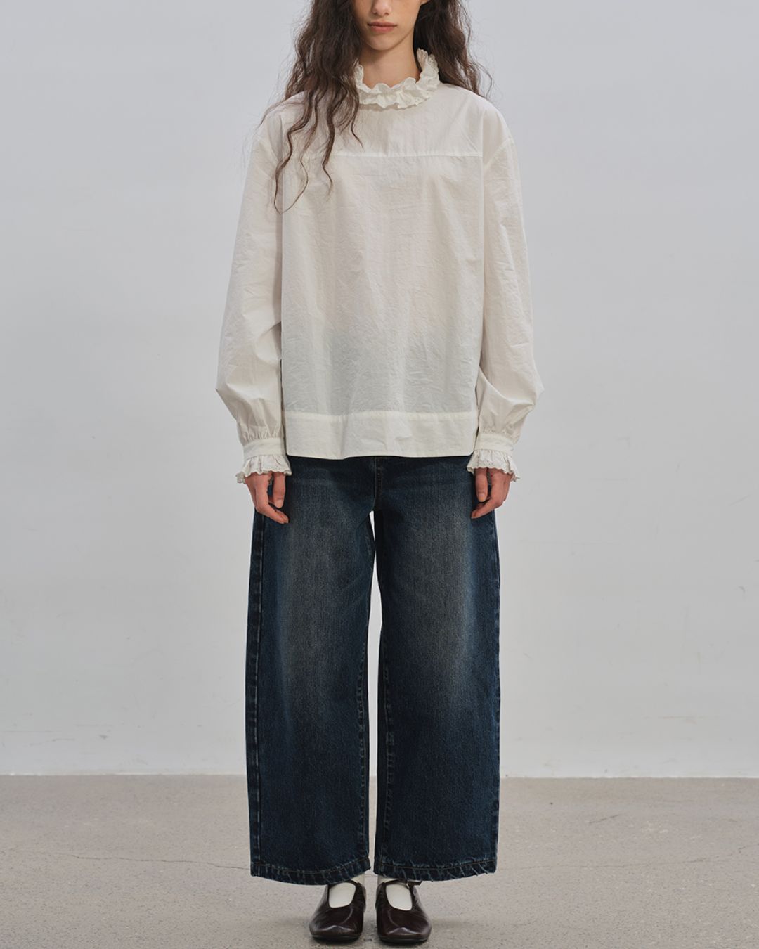 Back Button Ruffle Shirt　LT009