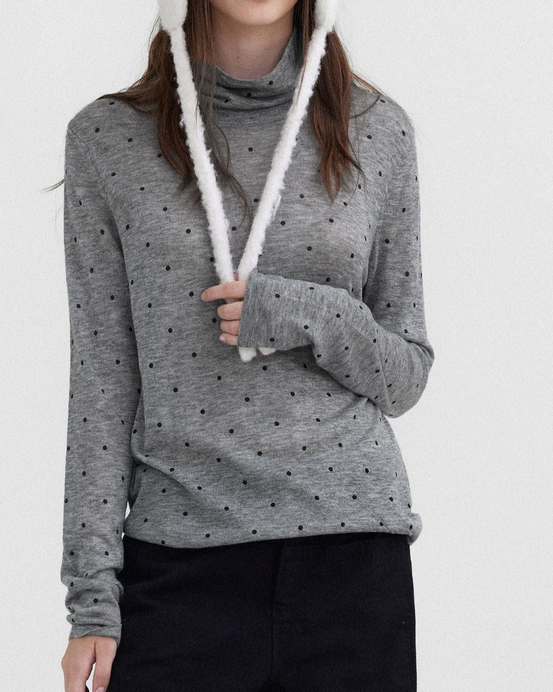 Airy High-neck Polka Dot Knit　KN037