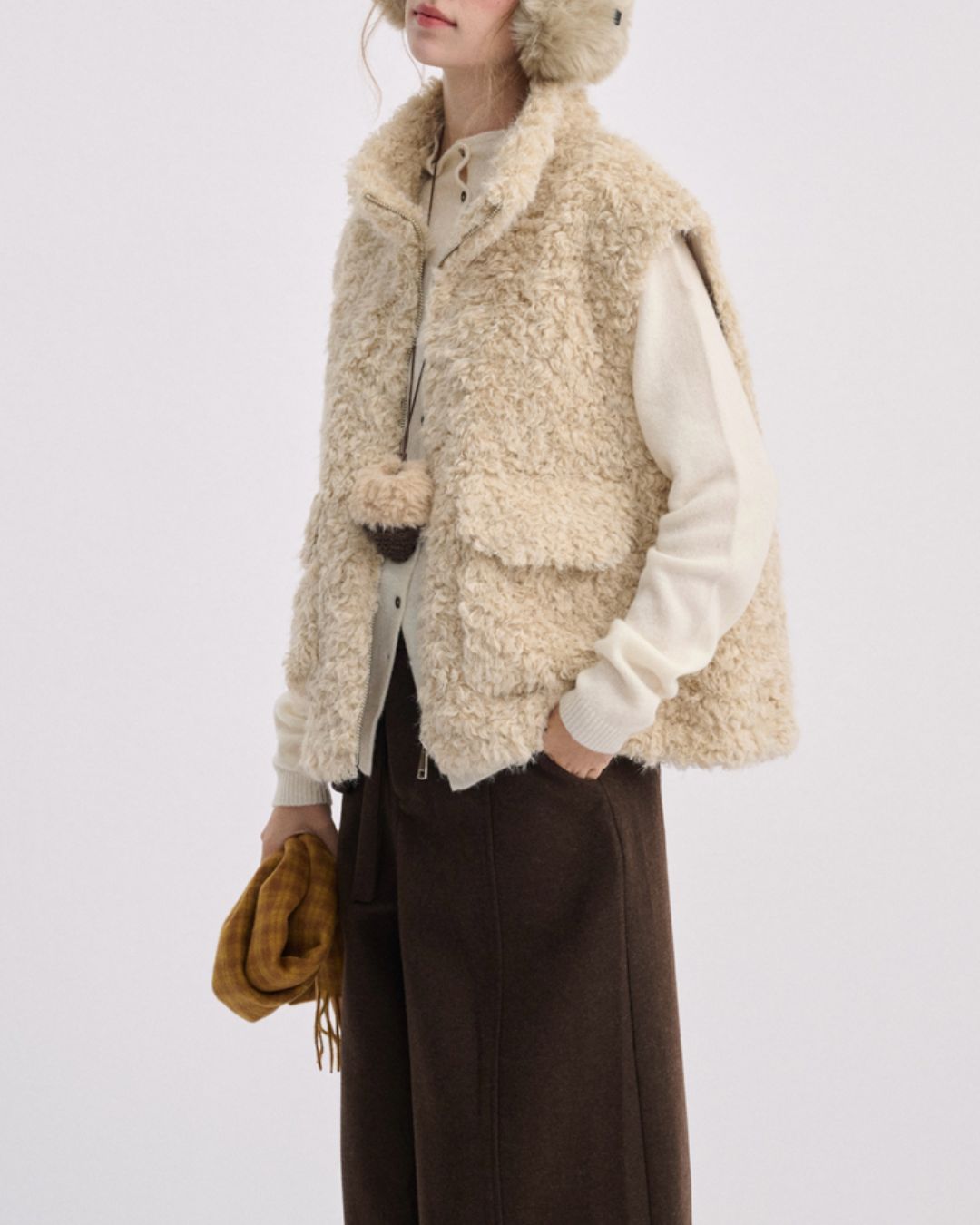 Stand Collar Boa Flap Pocket Vest　VT015