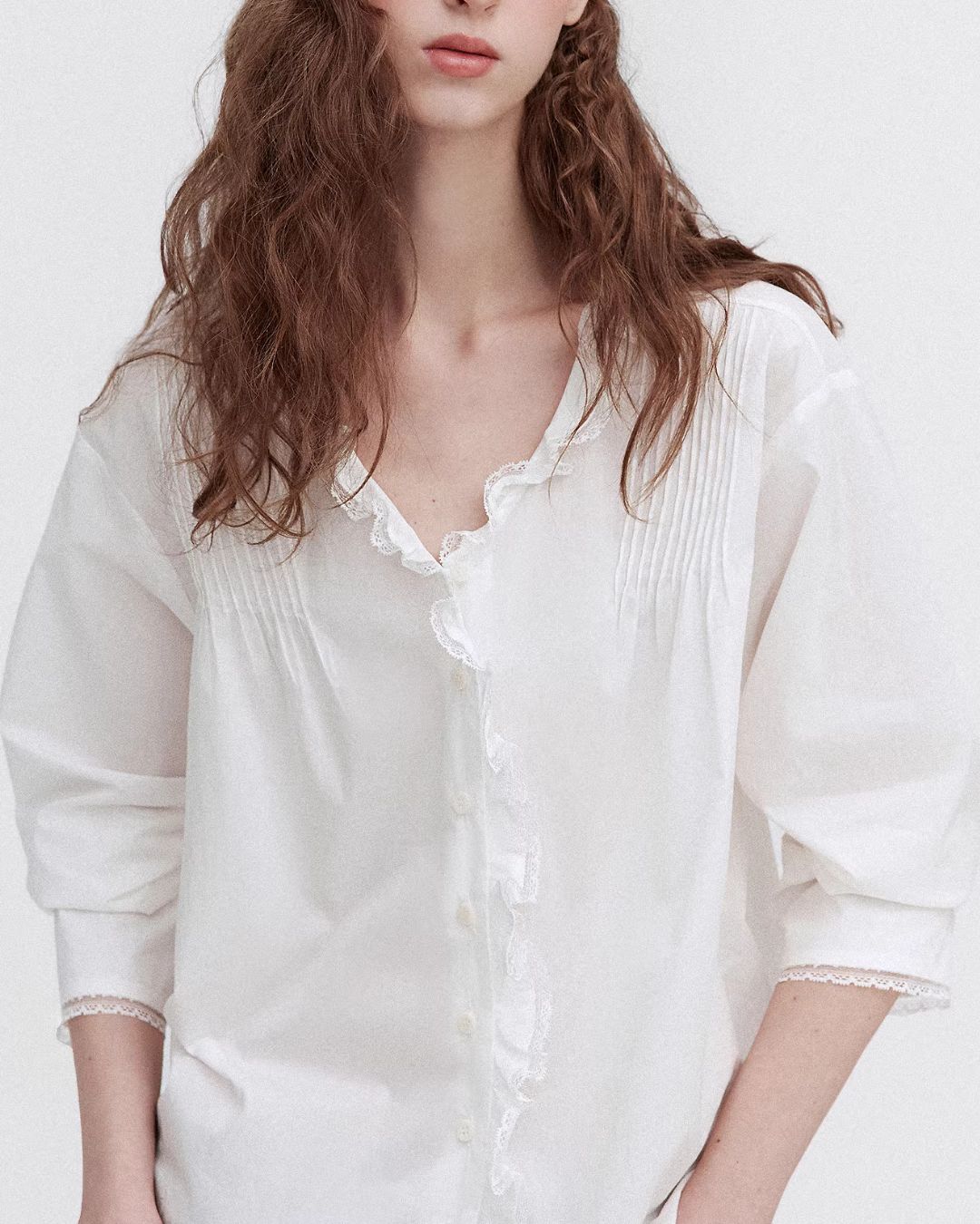 Frilled V-neck Lace Embroidered Shirt　LS067