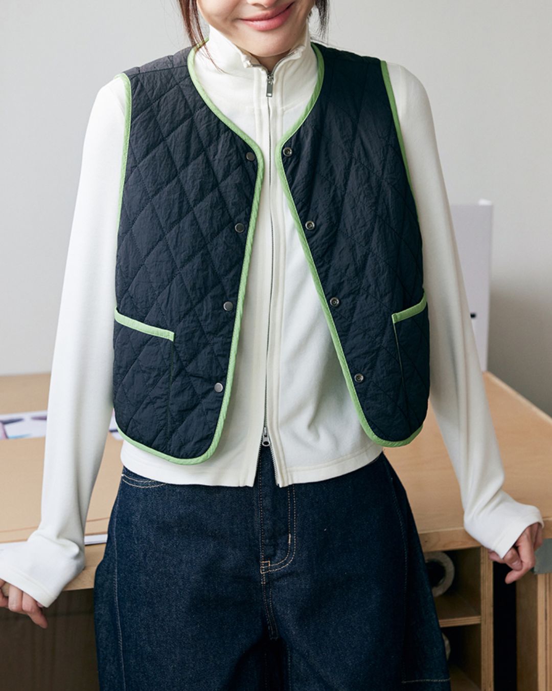 Nylon Quilted Vest　VT001