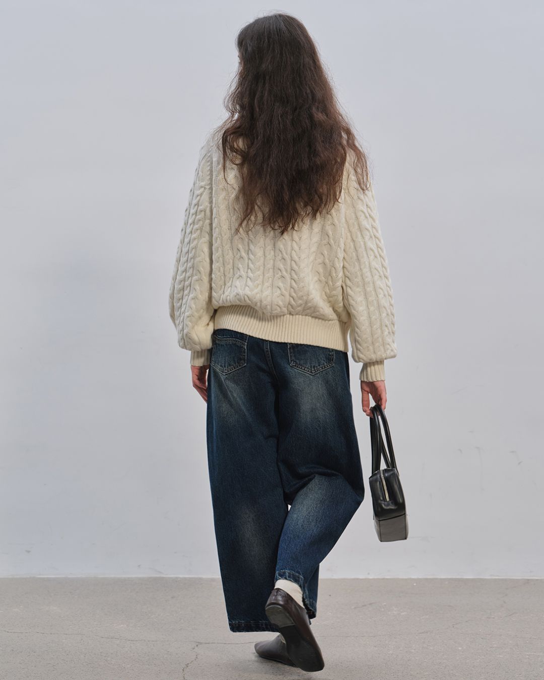 High-neck Cable Knit Cardigan　KN031