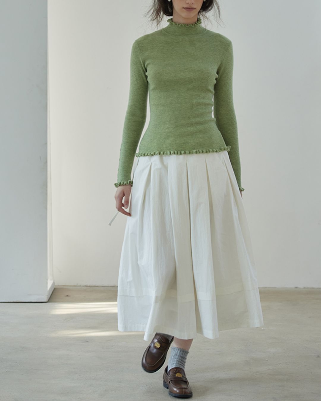 Frill High Neck Knit　KN017