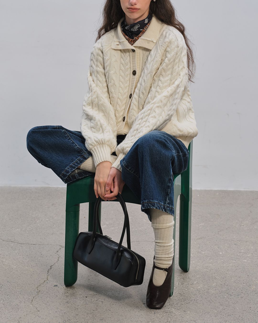 High-neck Cable Knit Cardigan　KN031