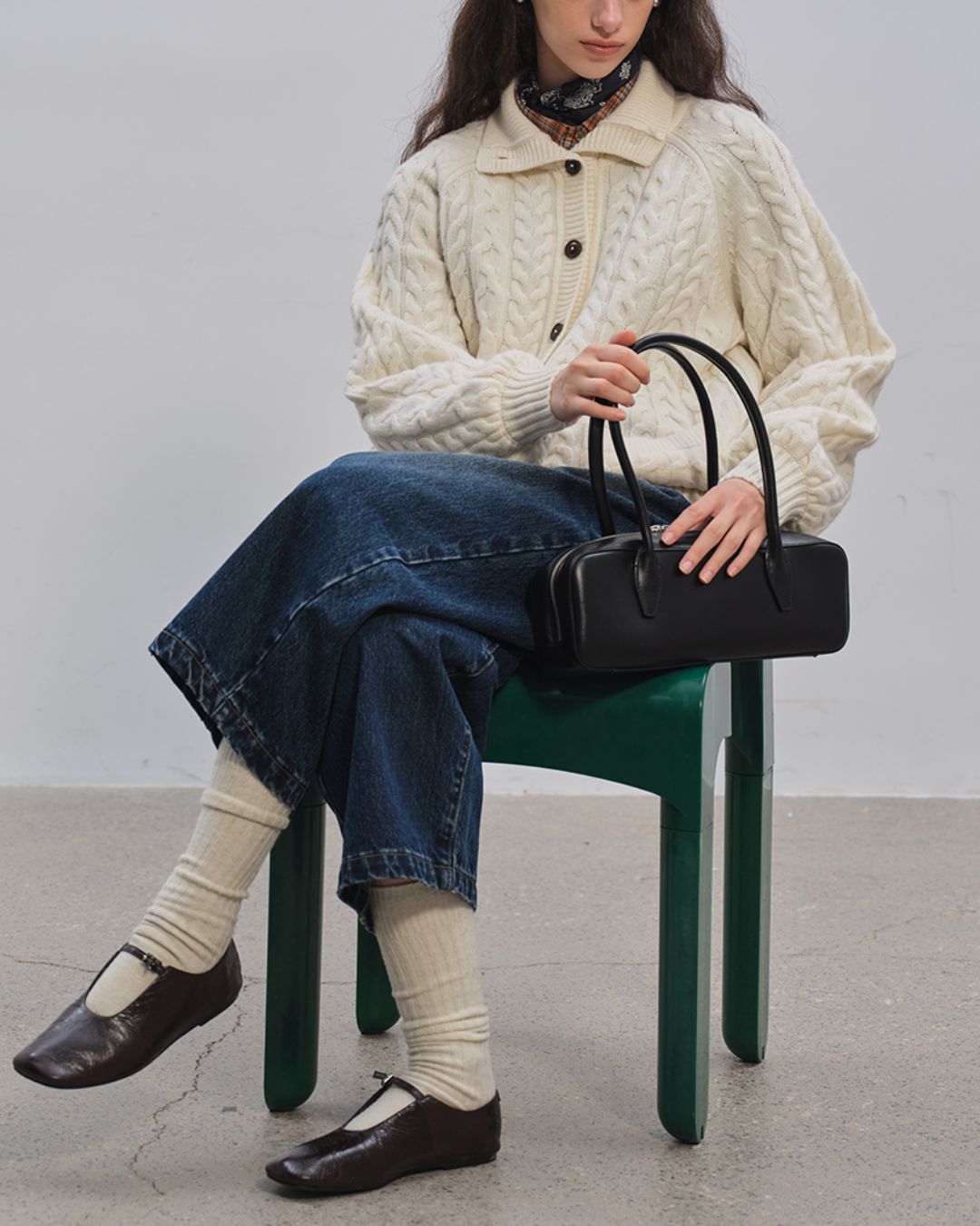 High-neck Cable Knit Cardigan　KN031