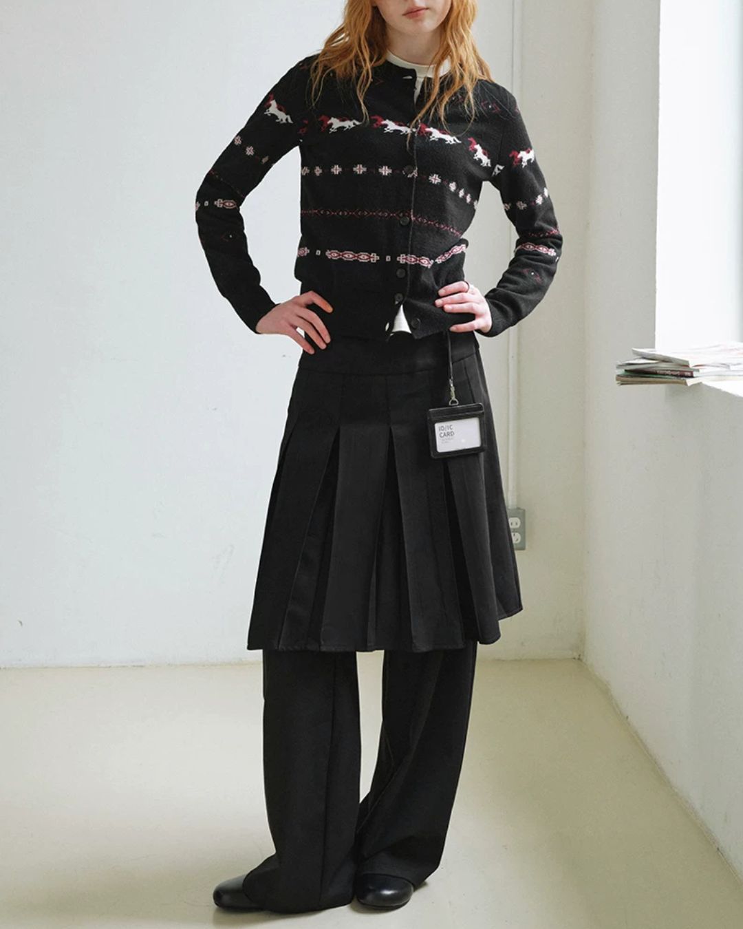 Pony Jacquard Crew Neck Knit Cardigan　KN097