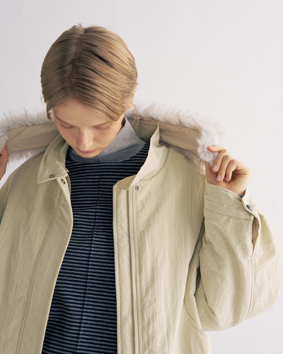 Detachable Fur Collar Quilted Jacket　JK078