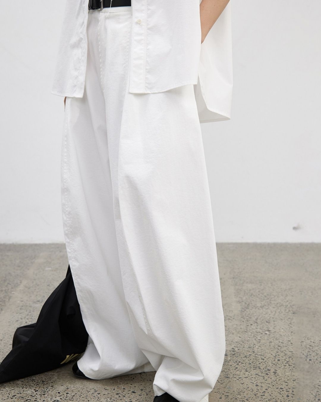 Relaxed Drape Pants　PT046