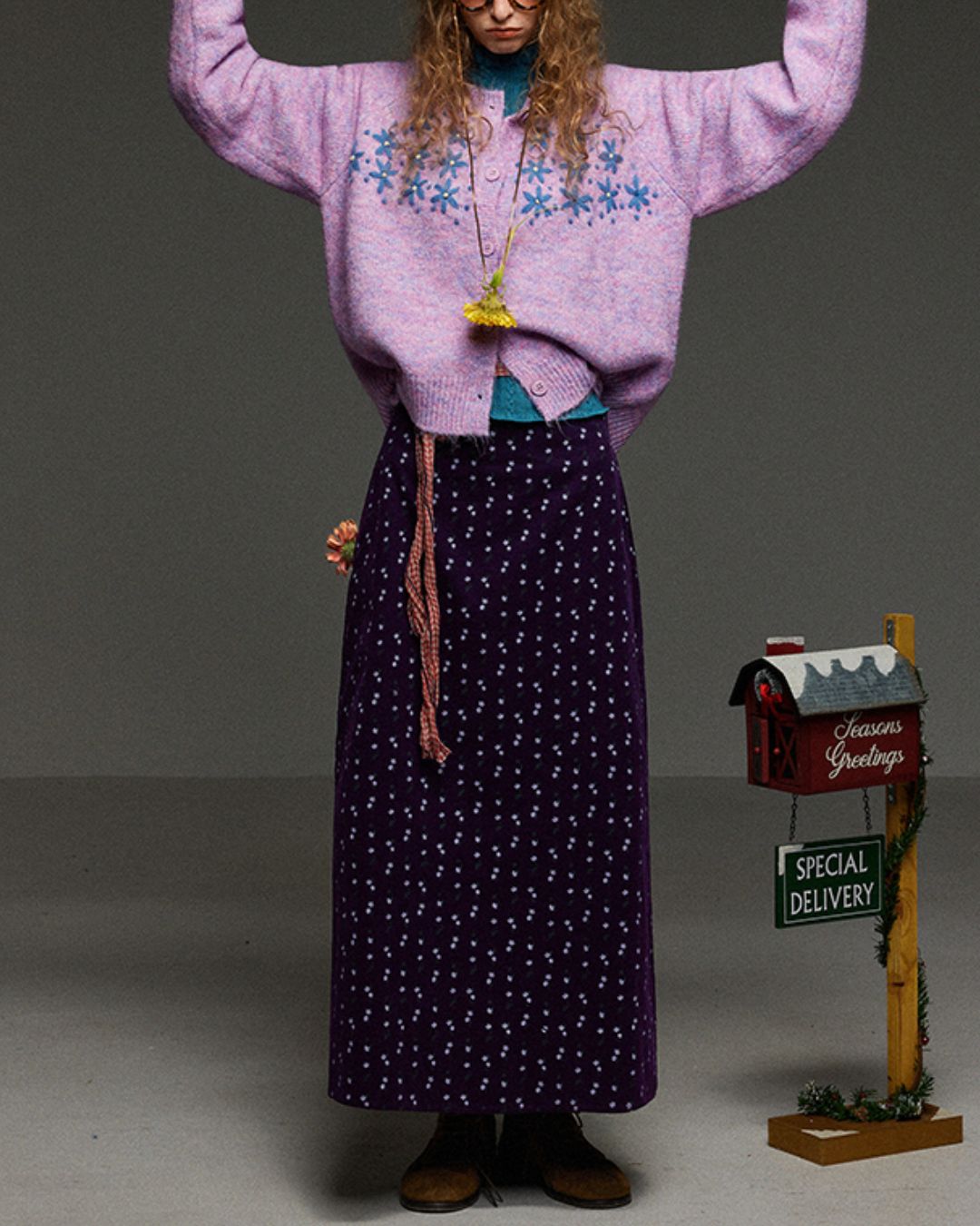 Flower Embroidered Mix Knit Cardigan　KN071