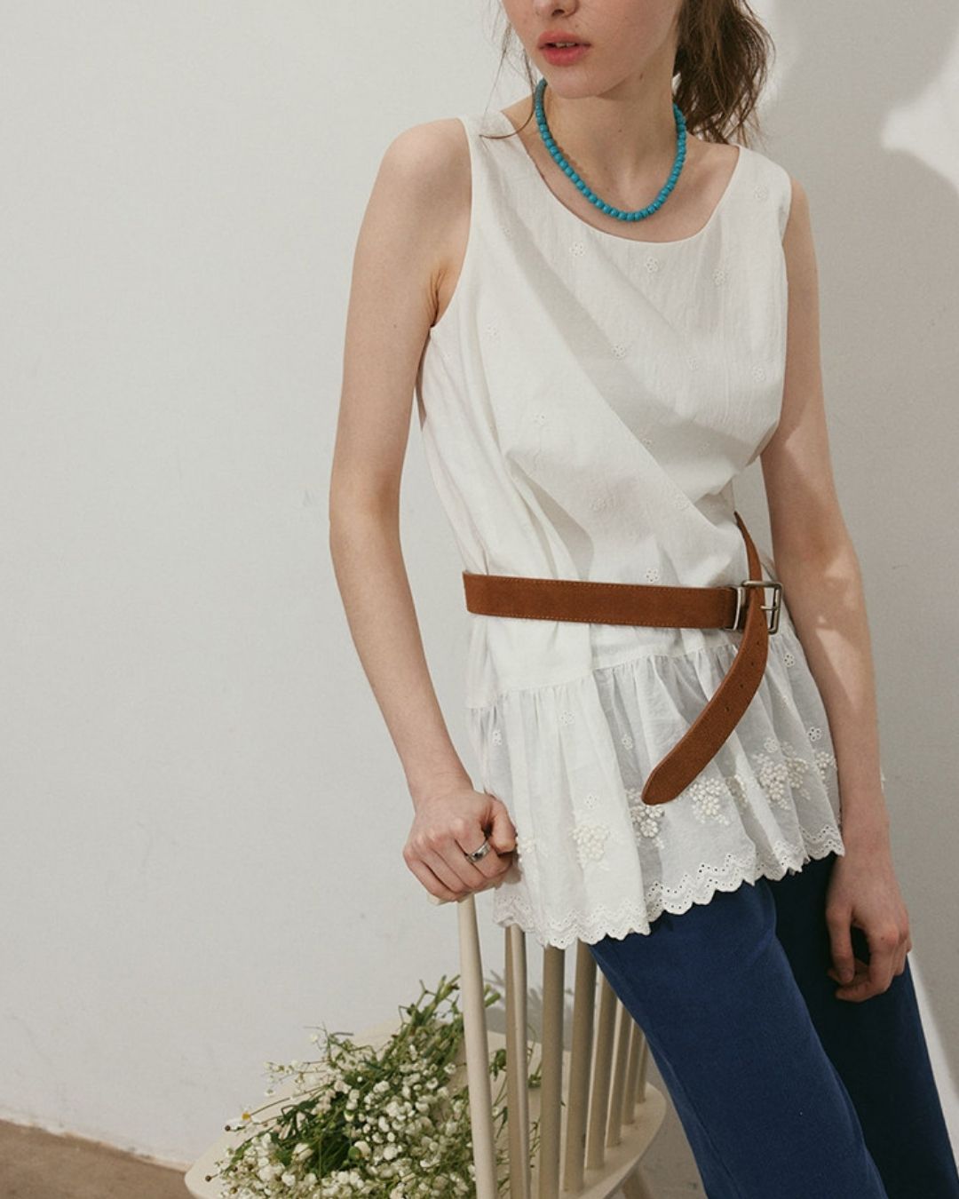 Small Flower Ruffle Sleeveless Shirt　SS001