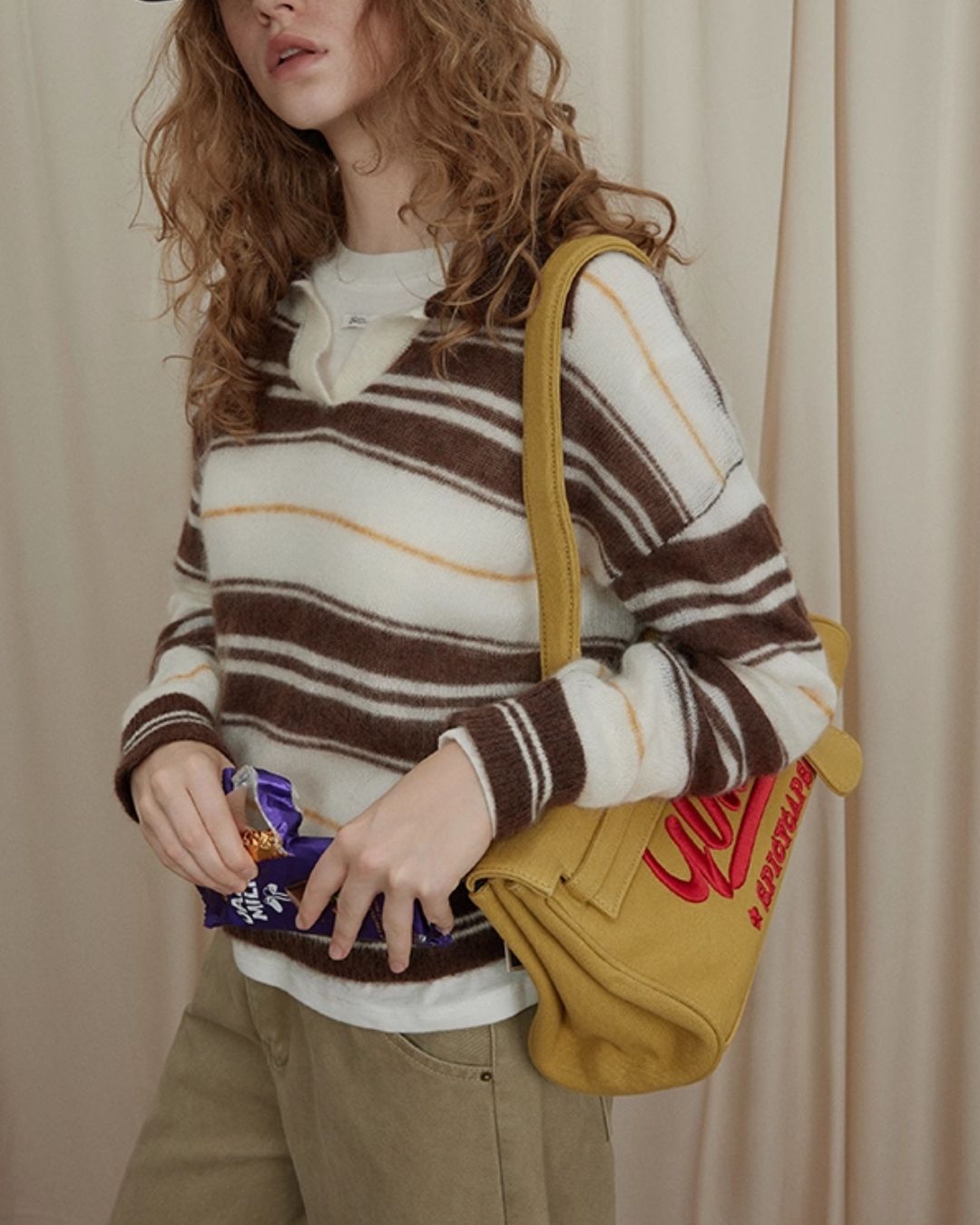 Collared V-neck Border Knit　KN048