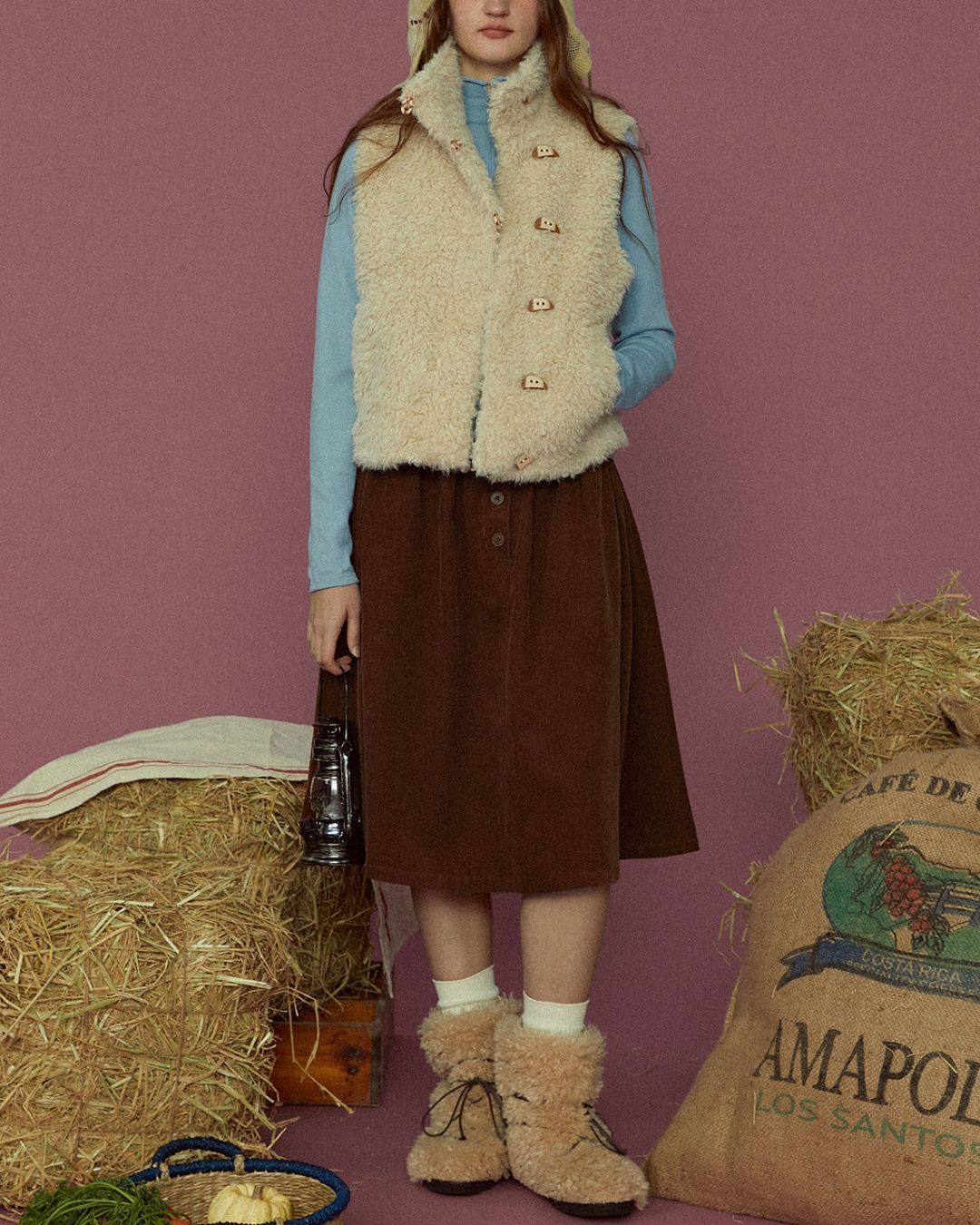 Asymmetrical Wooden Button Boa Vest　VT019