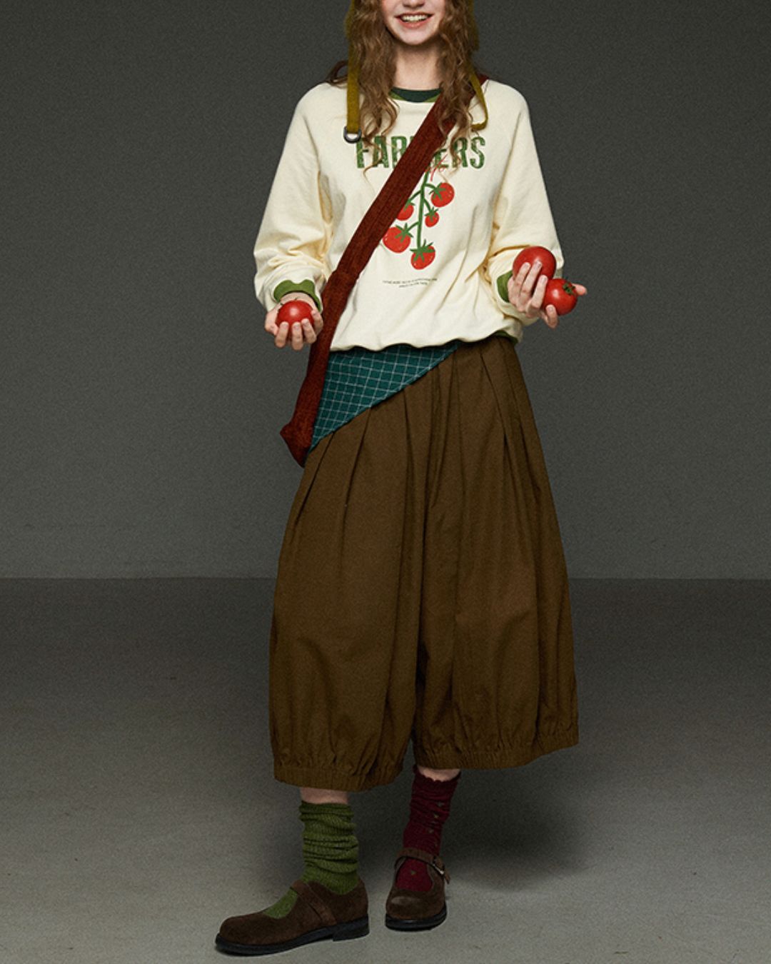 Tomato Print Round Neck Sweat　SW006