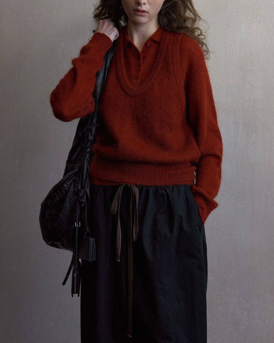 Fluffy U-neck Knit Vest　VT022