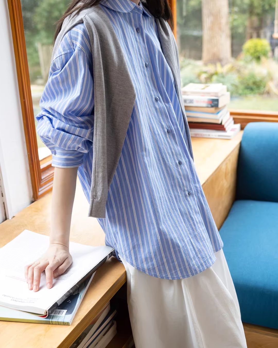 Round-collar Loose Striped Shirt　LS063