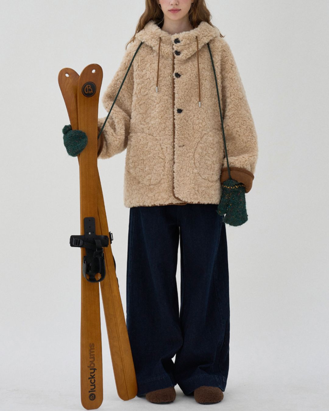 Fluffy Reversible Hooded Jacket　JK067